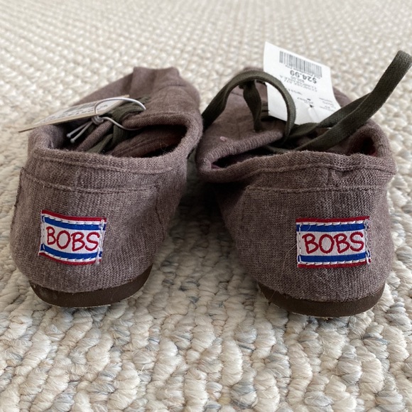 Brown bobs - Picture 3 of 4